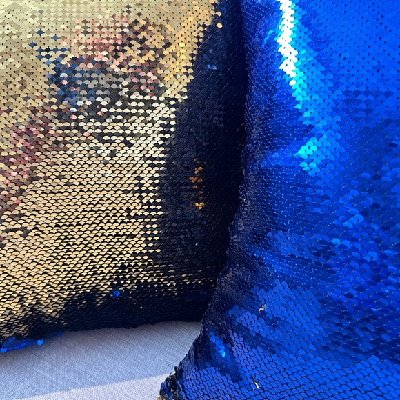 Navy Blue and Gold Sequin / Flip Decor Accent Pillow Covers and Inserts - Picture 4 of 4